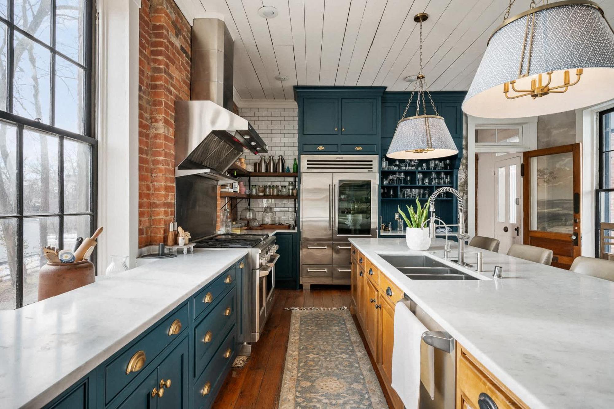 Cozy Corner In Frankfort Hideaway *